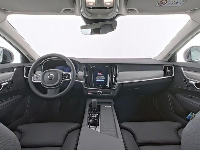 Gebraucht Volvo V90 Core 197 PS (144 kW) 2024 Schwarz Kombi