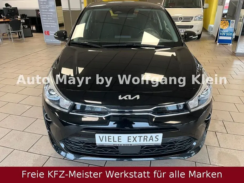Gebraucht Kia Rio Vision 101 PS (74 kW) 2023 Schwarz Limousine