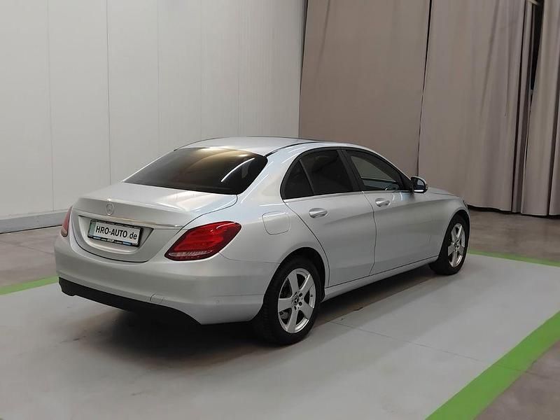 Gebraucht Mercedes C180 156 PS (114 kW) 2018 Silber Limousine