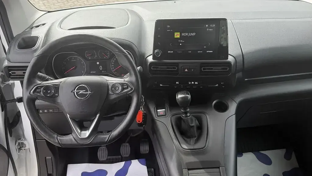 Gebraucht Opel Combo 110 PS (80 kW) 2020 Weiß Van / Kleinbus