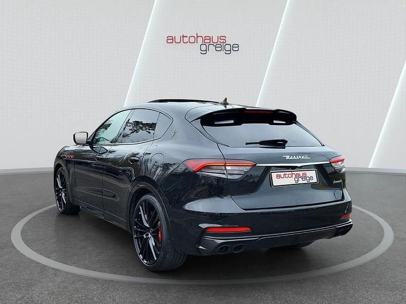 Gebraucht Maserati Levante 581 PS (427 kW) 2021 Schwarz SUV