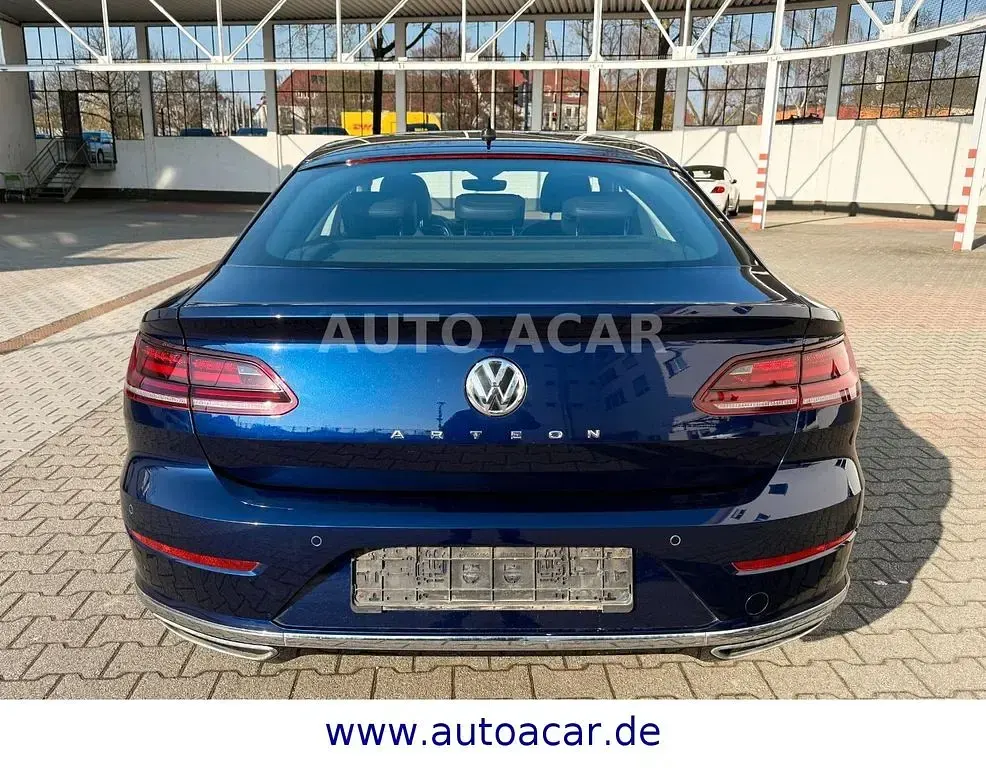 Gebraucht VW Arteon Elegance 190 PS (139 kW) 2018 Atlantic blue Kleinwagen
