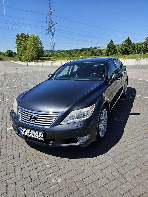 Gebraucht Lexus LS460 367 PS (269 kW) 2010 Limousine