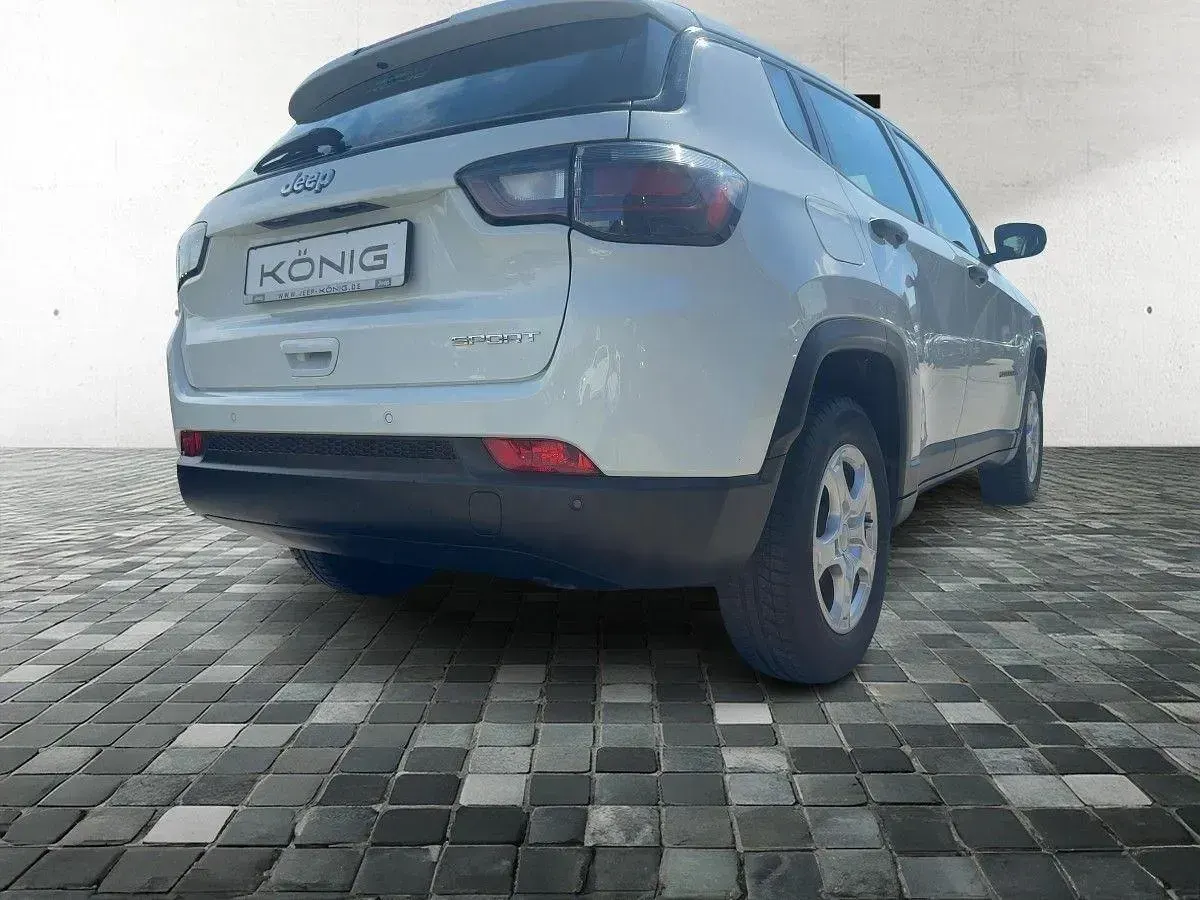 Gebraucht Jeep Compass Sport 131 PS (96 kW) 2021 Weiß SUV