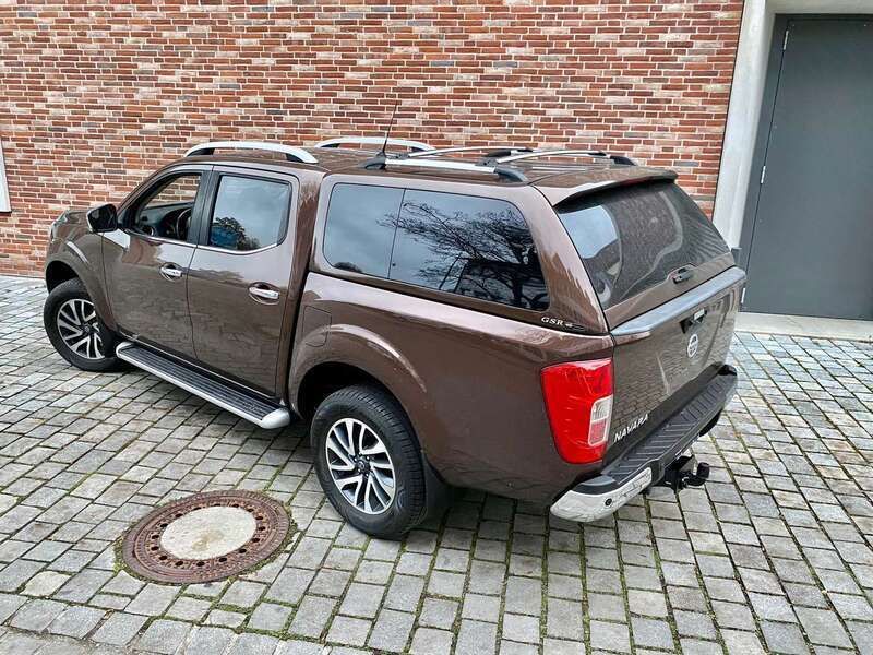 Braun Gebraucht 2018 Nissan Navara Tekna Abholung | 26.400 € (Fairer Preis) - Bild 1/4