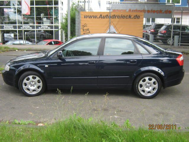 Gebraucht Audi A4 222 PS (163 kW) 2004 Blau metallic Limousine