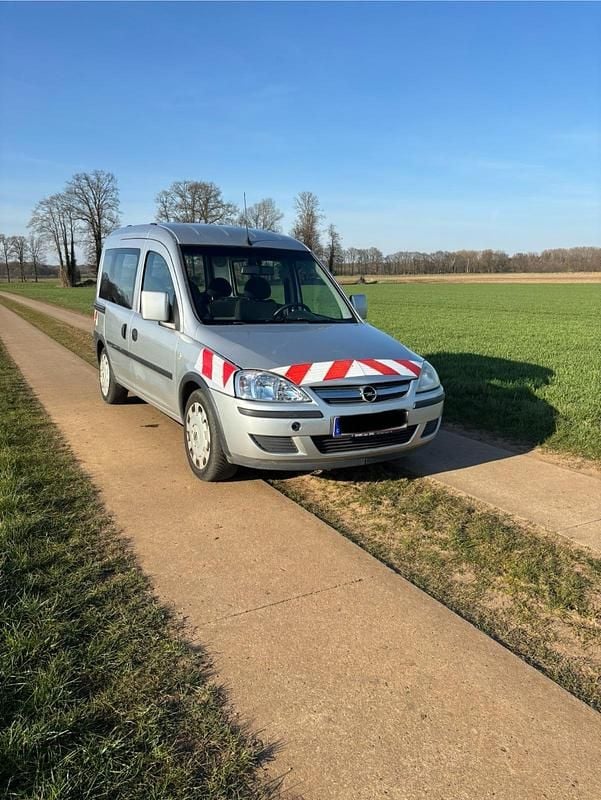 Gebraucht 2006 Opel Combo Van / Kleinbus | 1.900 € (Guter Preis) - Bild 1/4