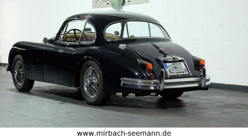 Gebraucht Jaguar XK 209 PS (153 kW) 1958 Blau Coupé