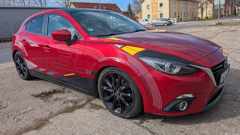 Gebraucht Mazda 3 150 PS (110 kW) 2014 Rot Limousine