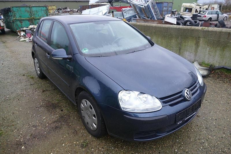 Gebraucht VW Golf V Trendline 75 PS (55 kW) 2005 Blau Kleinwagen
