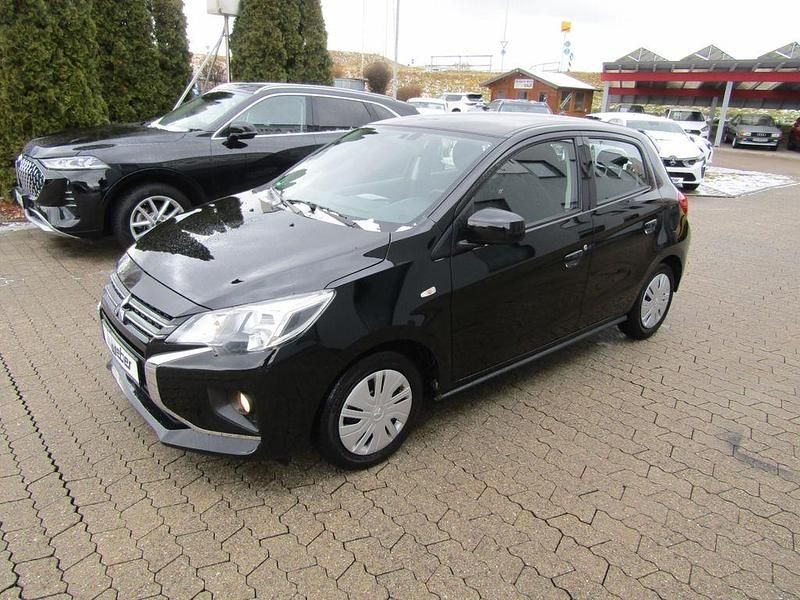 Gebraucht Mitsubishi Space Star Select 71 PS (52 kW) 2024 Schwarz Kleinwagen