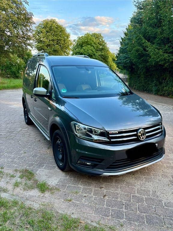 Gebraucht VW Caddy S 150 PS (110 kW) 2018 Grau Van / Kleinbus