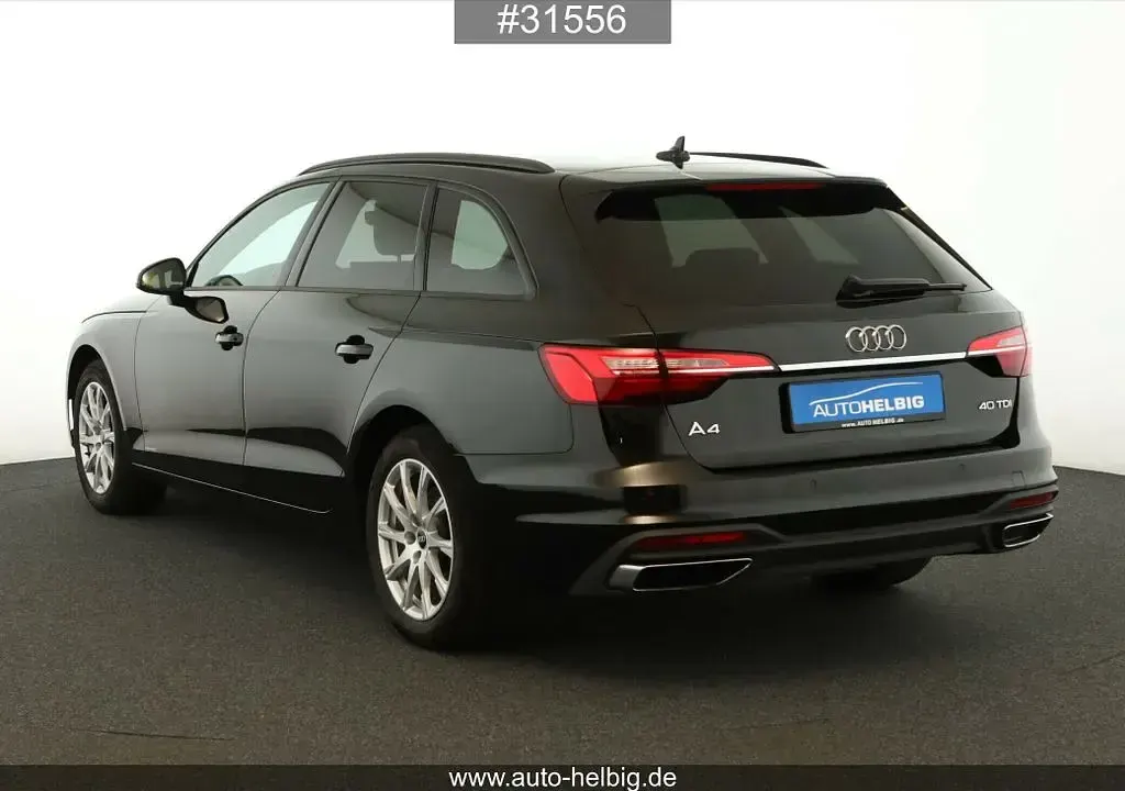 Gebraucht Audi A4 Basis 204 PS (150 kW) 2023 Schwarz Kombi