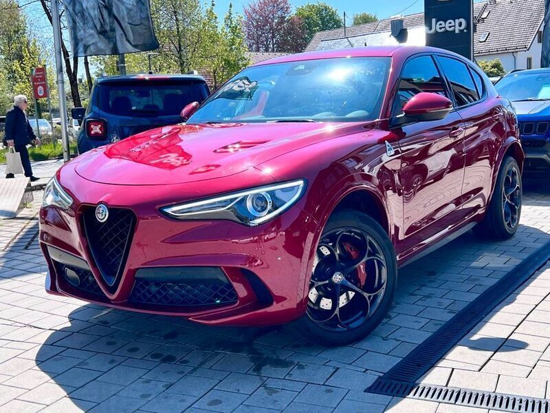 Rosso competizione Gebraucht 2020 Alfa Romeo Stelvio Quadrifoglio SUV | 54.949 € (Fairer Preis) - Bild 1/4