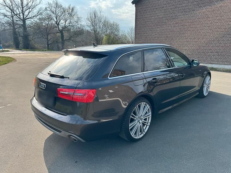 Gebraucht Audi A6 S-Line 245 PS (180 kW) 2011 Grau Kombi
