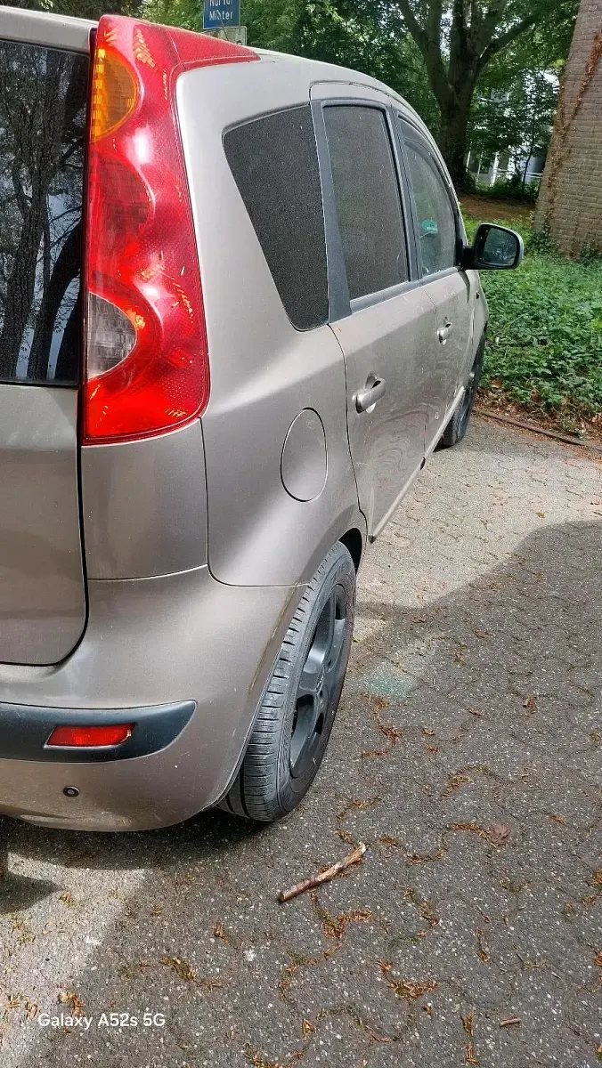 Gebraucht Nissan Note 110 PS (80 kW) 2006 Braun Kleinwagen