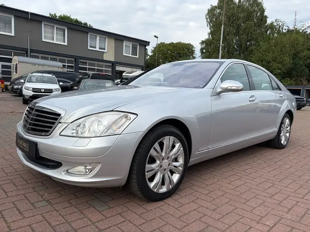 Gebraucht Mercedes S320 235 PS (172 kW) 2007 Silber Limousine