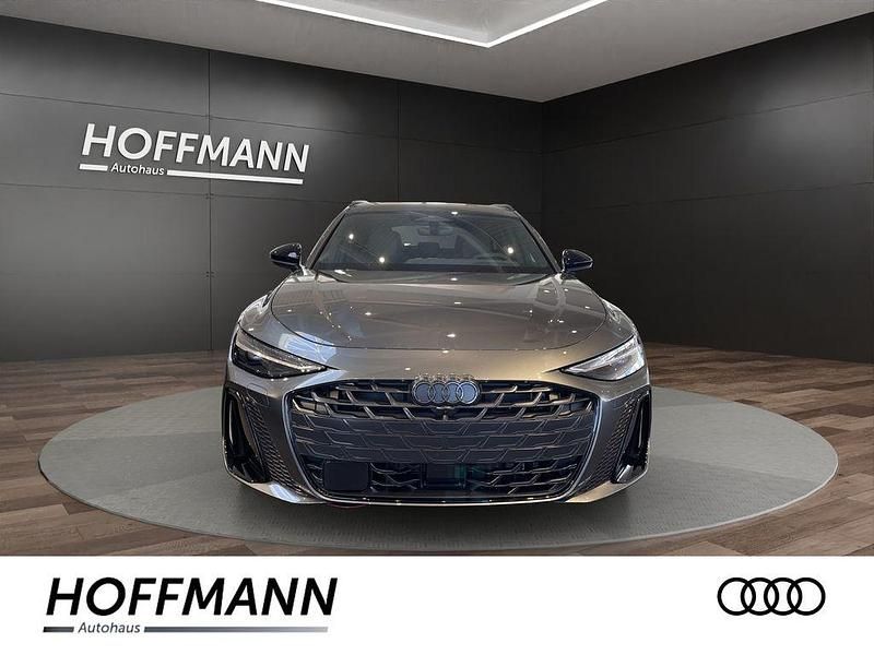 Neu Audi A6 Ambiente 204 PS (150 kW) 2025 Grau Kombi