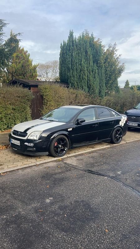 Schwarz Gebraucht 2002 Opel Vectra GTS Limousine | 1.200 € (Guter Preis) - Bild 1/4