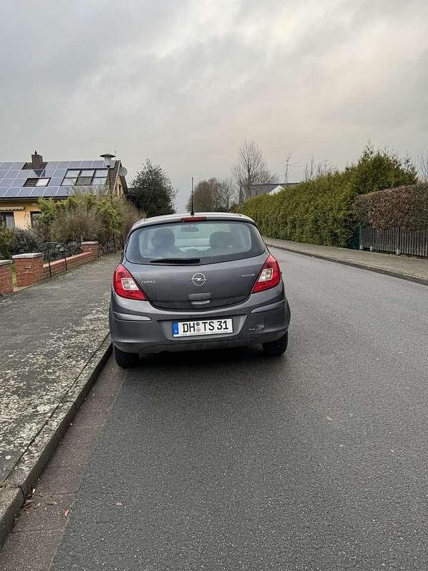 Gebraucht Opel Corsa 54 PS (39 kW) 2010 Grau Kleinwagen