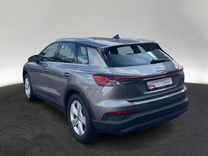 Gebraucht Audi Q4 e-tron Comfort 125 kW (170 PS) 2022 Taifungrau metallic SUV