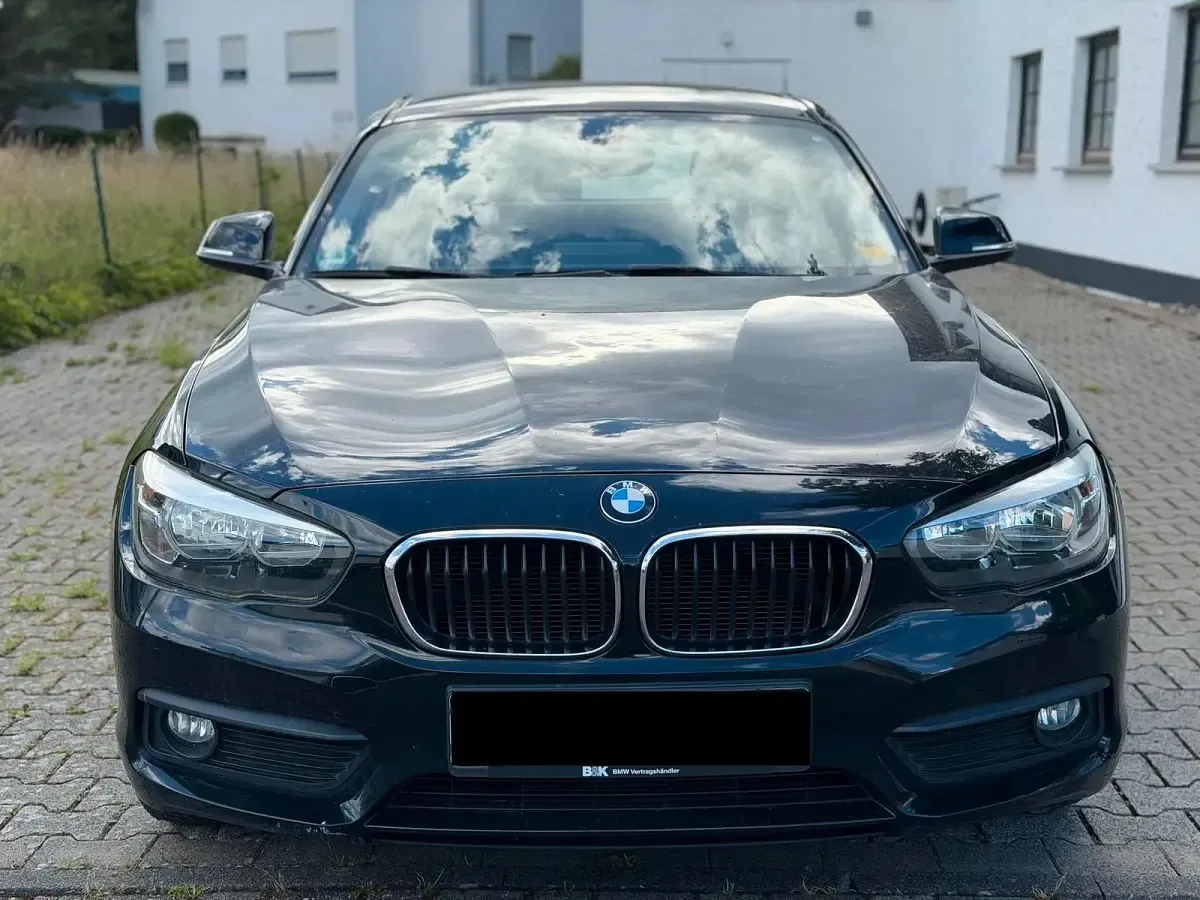 Gebraucht BMW 116 Advantage 109 PS (80 kW) 2015 Schwarz Kleinwagen