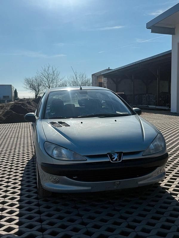Gebraucht Peugeot 206 75 PS (55 kW) 2003 Blau Kleinwagen