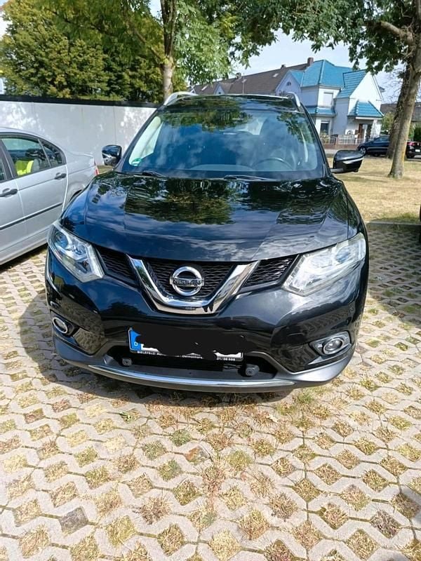 Gebraucht Nissan X-Trail Tekna 177 PS (130 kW) 2017 Schwarz SUV