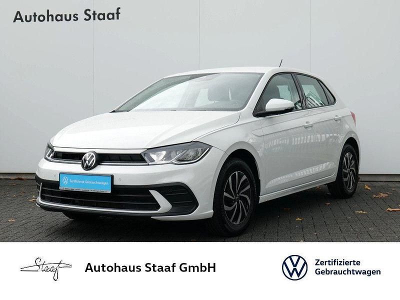 Pure white Gebraucht 2022 VW Polo Life Limousine | 17.490 € (Etwas zu teuer) - Bild 1/4