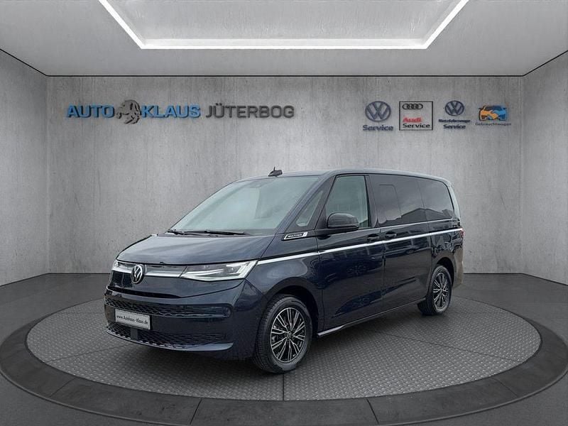 Gebraucht VW Multivan Style 150 PS (110 kW) 2024 Starlight blue Van / Kleinbus