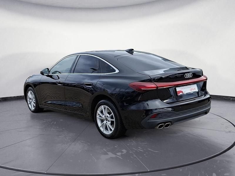 Gebraucht Audi A5 Ambiente 204 PS (150 kW) 2025 Schwarz Limousine