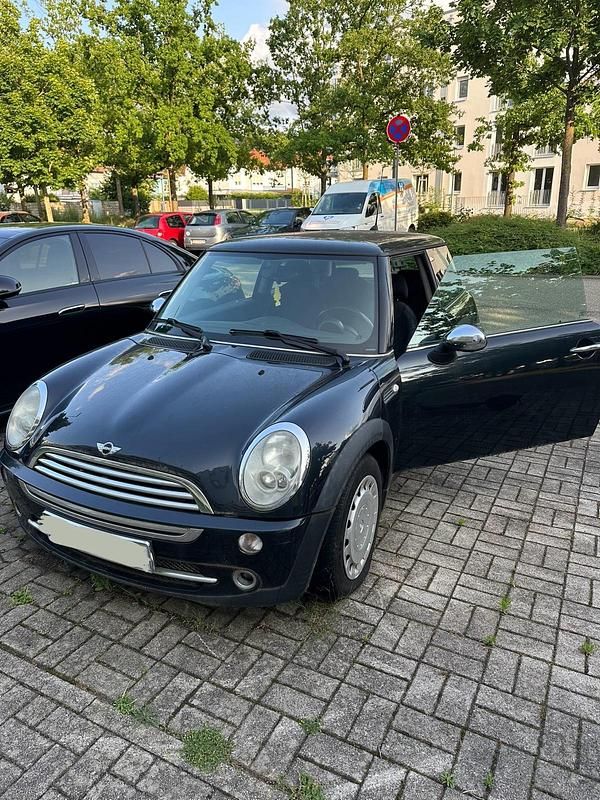 Gebraucht Mini ONE 90 PS (66 kW) 2005 Schwarz Kleinwagen