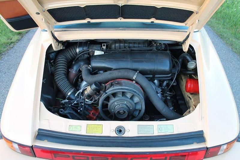 Gebraucht Porsche 911 179 PS (131 kW) 1975 Gelb Cabrio