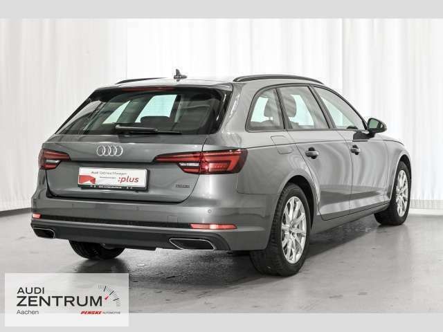 Gebraucht Audi A4 Basis 190 PS (139 kW) 2019 Grau Kombi