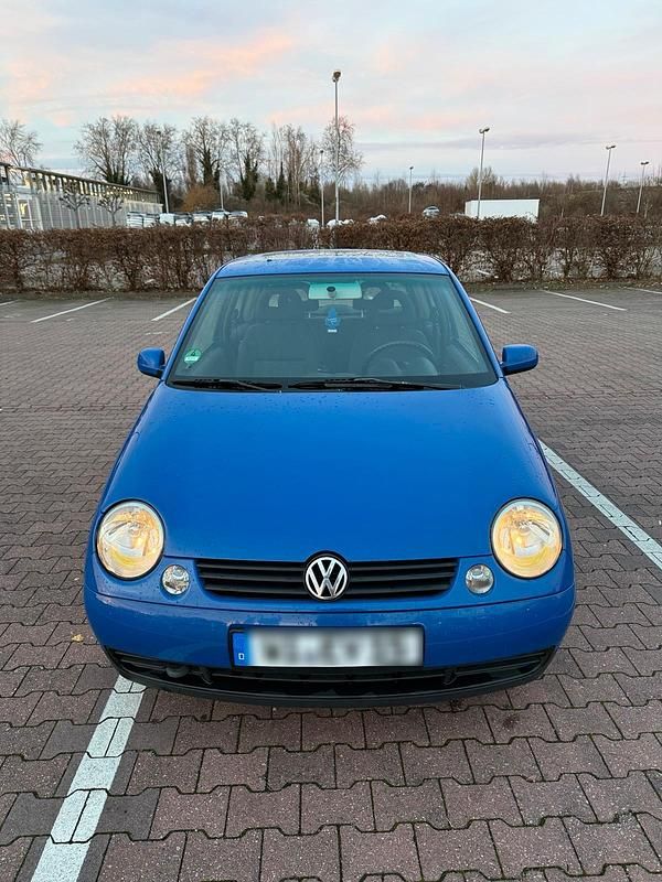 Blau Gebraucht 2002 VW Lupo Kleinwagen | 500 € (Superpreis) - Bild 1/4