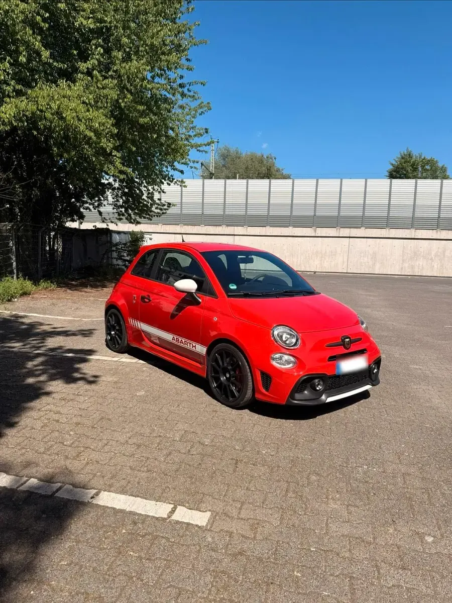 Gebraucht Abarth 595 Competizione 179 PS (131 kW) 2018 Rot Limousine