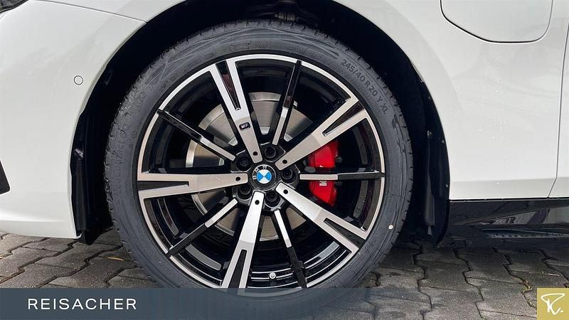 Nowe BMW 530e Performance 299 KM (219 kW) 2026 Biały Kombi