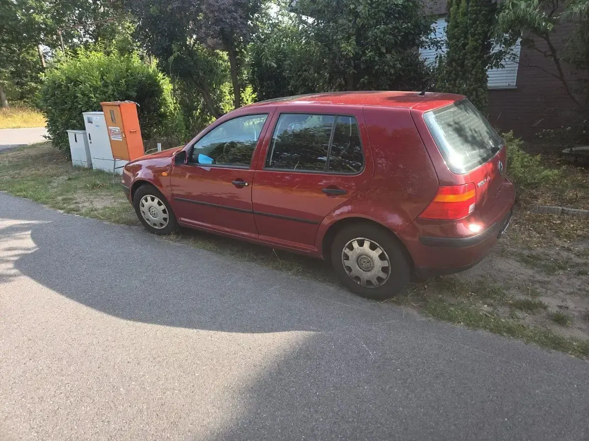 Gebraucht VW Golf III Basis 75 PS (55 kW) 1998 Rot Limousine