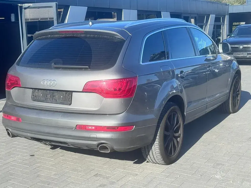 Gebraucht Audi Q7 Ambiente 204 PS (150 kW) 2013 Grau SUV
