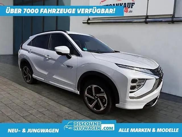 Titanweis (weiß) Gebraucht 2024 Mitsubishi Eclipse Cross Plus SUV | 27.480 € (Fairer Preis) - Bild 1/4
