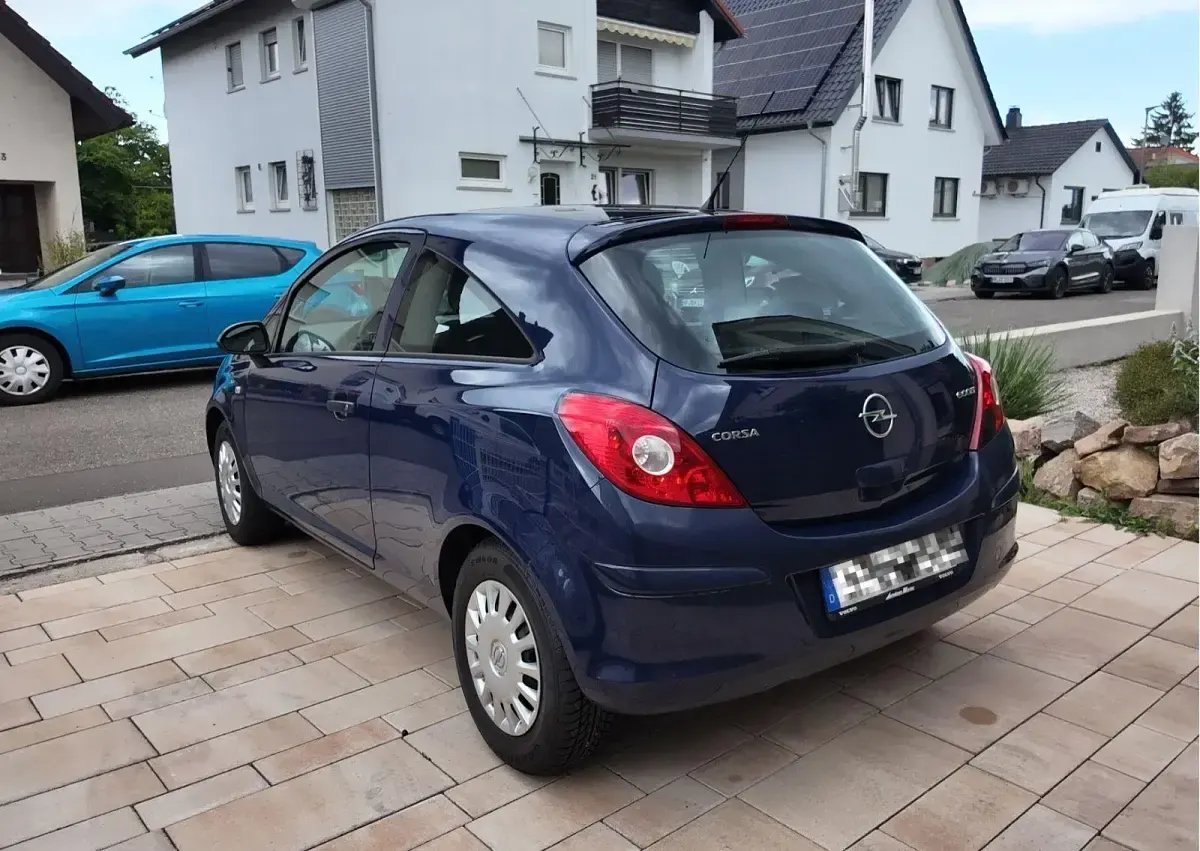 Usado Opel Corsa 60 HP (44 kW) 2009 Azul Citadino