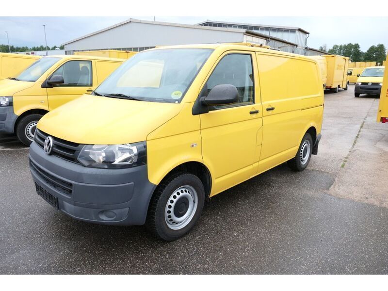 Gebraucht VW T5 84 PS (61 kW) 2011 Ginstergelb r1032 Van