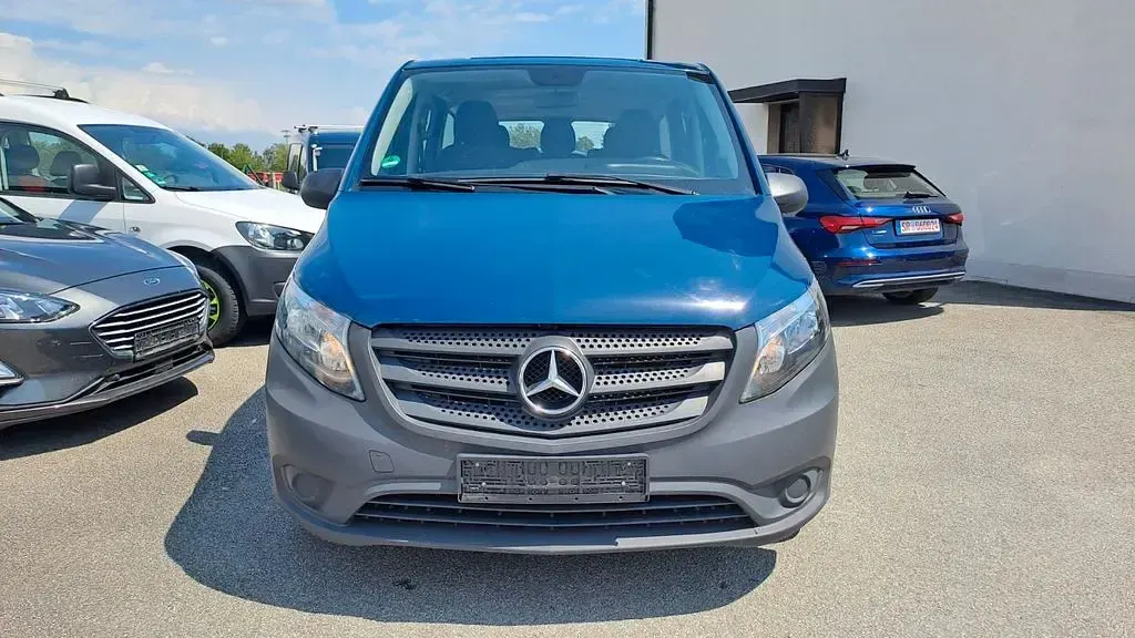 Gebraucht Mercedes Vito 136 PS (100 kW) 2022 Blau Van