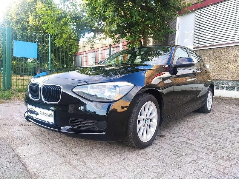 Schwarz ii Gebraucht 2013 BMW 114 Kleinwagen | 6.499 € (Fairer Preis) - Bild 1/4