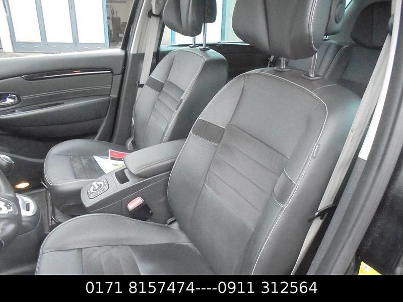 Gebraucht Renault Grand Scénic III Bose Edition 131 PS (96 kW) 2015 Schwarz Van / Kleinbus