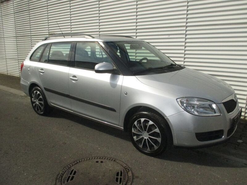 Silber Gebraucht 2008 Skoda Fabia Ambiente Kombi | 3.488 € (Fairer Preis) - Bild 1/4
