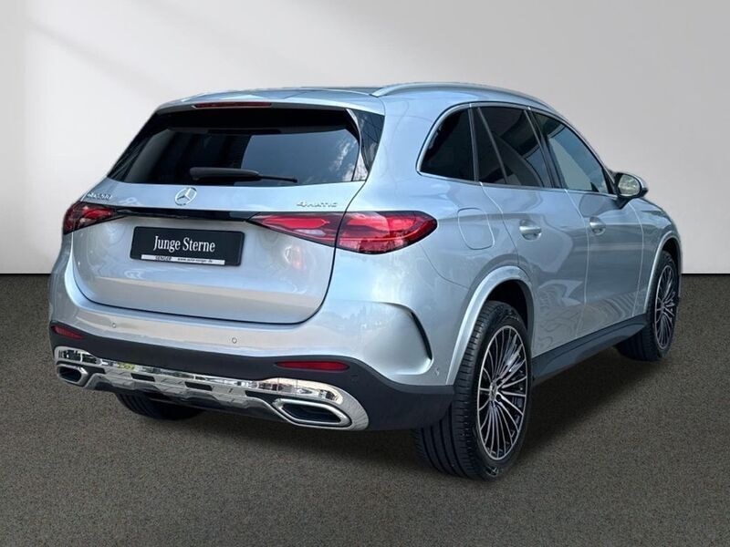 Gebraucht Mercedes GLC200 AMG 204 PS (150 kW) 2024 Andere farbe SUV