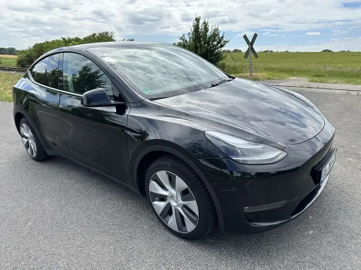Gebraucht Tesla Model Y 378 kW (514 PS) 2023 SUV
