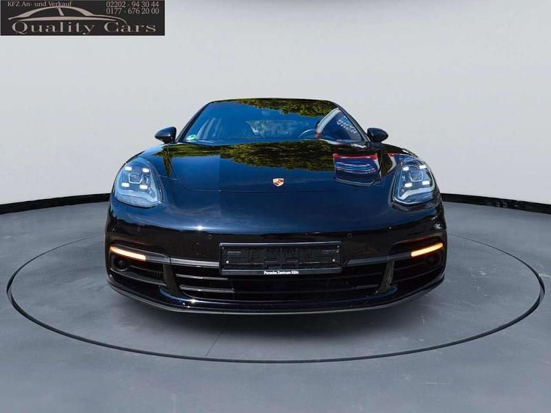 Gebraucht Porsche Panamera Sport Turismo 441 PS (324 kW) 2018 Tiefschwarzmetallic Limousine