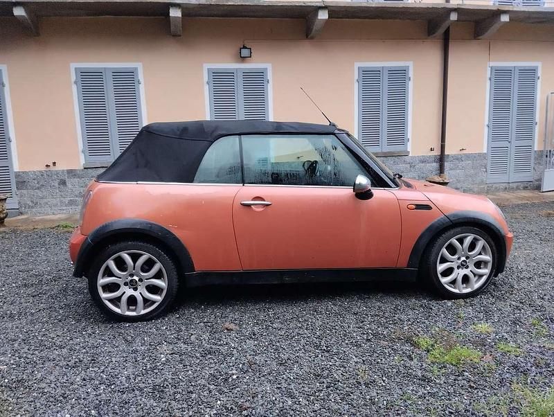 Gebraucht Mini One Cabriolet 90 PS (66 kW) 2007 Orange Cabrio